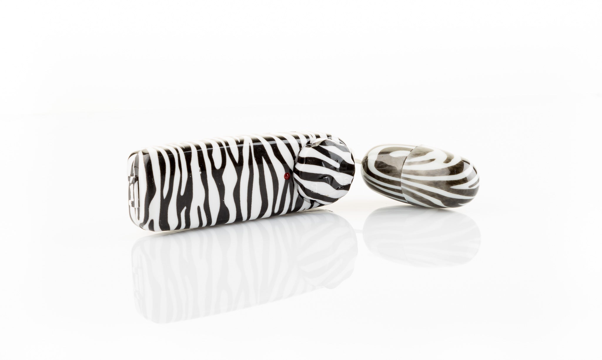 Classic Vibrating Love egg - INTIMATE